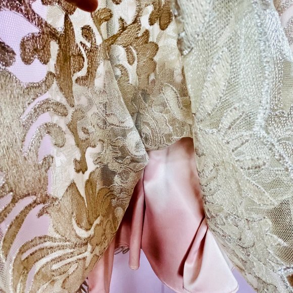 Gold Lace Fit & Flare Cocktail/Formal Dress Size 4 - Picture 8 of 10